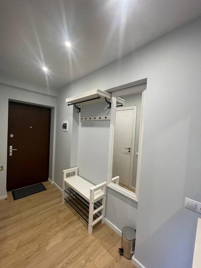 リガModern 1Br Haven Near Two Parksアパートメント エクステリア 写真